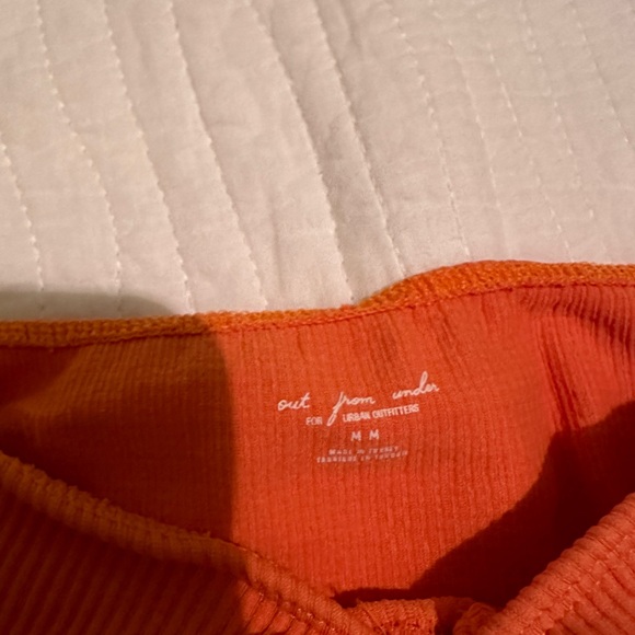 Urban outfitters out from under bandeau bikini top - Picture 2 of 2